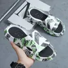 Slippers Chaussures Summer Men Eva Sofe Bottom Indoor Home Sandales Sandales Place Place Casual Male Plateforme Bathroalle Salle de bain sans glissement Flip Flop