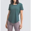 Aktiva skjortor Qumor Crew Neck T-shirt höftlängd Kvinnor Kort ärm Svettvickande Yoga-skjorta andas Running Soild Tops snabbtorkande