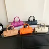 Роскошные дизайнерские женские сумки на плечах топ бренд и сумочка качество кожаная сумка для кросс -кубика мода женщина короткая ручка 240326