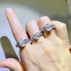 Pierścienie klastra 3CT D Kolor VVS1 MOSSANITE Pierścień dla kobiet Księżniczka Cut Emerald Diamond S925 Silver 18K White Gold Jewelry z Gra