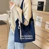 Totes Letter Design Big Denim Shopper Shopping Väskor för kvinnor 2024 Koreanska mode Travel Axel Bag Lady Casual Handväskor Tote