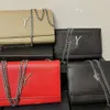 Handväska designer säljer kvinnors märkesväskor till 50% rabattljus lyx och avancerad textur handväska för kvinnor ny axelväska populär