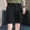 Herren Shorts 2024 Mode Sommereis -Seidenanzug Männliche koreanische Knielänge kurze Hosen Männer Feste Farben Taschen Casual K52
