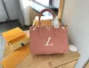 A1 Designerowie TOTE BAG LOUISVUIOTTON torebki wytłaczane kwiaty Louisvutton Crossbody Women torebka luksusowe torby rozmiar 7 colour