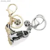 Keychains Bedanyards Sapatos de futebol de cristal Chaves de shinestone para bolsa de bolsa de bolsa de fivela de fivela de fivela das cadeias -chave Mulheres presentes K258 Y240417