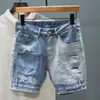 Slim Straight Jeans Shorts Men personnalité multi-poche mélangée Couleur Coux Patch Ripped Hole Denim Shorts Male Streetwear 240417