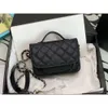 Sacs 23p Mini Postman Handheld Handheld Caviar Cowhide Single Single Crossbody Black White Chip Version