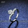 Cluster Rings Luxury Platinum PT950 Moissanite Diamond For Women Princess Crown Ins 0,5ct Ring Smycken Wedding