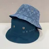 Designers Bucket Hat à double face chapeaux à bord large large lettre de marque classique Design Fashion Men de seau Chapeaux Bleie pêcheur de bonnet