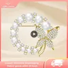 Broches Xiang Pearl en Rhinestone Circle for Women Barokke Trendy Elegant Butterfly Broche Pins Party Wedding Geschenken