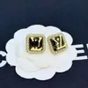 Luxo Louies Vuttion Earring Designer Brincô para Mulher Brincho de Clover Mulher Brincos quadrados clássicos e de luxo com cartas familiares e diamantes CEL