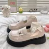 Damas calzado de calzado de verano zapatos para mujeres 2024 Plataforma casual de cuero normal Toe redondeo negro lindo kawaii a la venta moda e