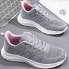 Casual schoenen voor vrouwen Spring herfst neutrale sneaker ademende dames schoen hardloop sport solide kleur buiten chaussure femme