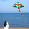 Yongjian 1,5 m kleurrijke delta -vliegers met 10m staart buiten leuke sport kleurrijke zwaluwvlieger voor kinderen en audlts strand buitenspeelgoed y240416