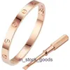 High End Designer Bangle For Carter Love Wide and Smed Fifth Generation Armband Kvinnlig Full Sky Star V Gold 18K Rose Gold Armband Man och Female Par Original 1: 1