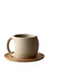 Tazze di tazze di caffè in ceramica e piattino semplici tazze d'acqua da 220 ml per la colazione bereggiatura di avena tazza squisita tazza di tè pomeridiane di compleanno 240417