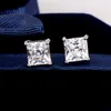 Enkel 100% 925 Sterling Silver Square Stud örhänge Diamond CZ Stone Engagement Wedding Earrings for Women Bridal Party SMYCKE