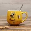 Kubki ceramiczny kubek kawy 11 unz Milk Cupe Drinkware Yellow Bee Wzór Teacup Proste kreatywne kubki Uchwyt Puchar 240417