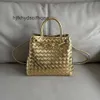 Grote dames eniamo TOTE TOESE SCHOUW LADY TAG Bveneta Style Classic Bags Bottegaas One 2024 Nieuwe metalen touw draagbare gesp geweveld totes lederen Q5vy