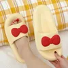 Slipare 2024 Fashion Platform Bow Tie Design Kvinnor Slides Summer Leisure Slipper Outdoor Anti-halk Sandaler Badrum Kvinna Skor