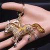 Keychains Lanyards Fashion Horse Keychain for women 남성 금색 동물 키 체인 홀더 핸드백 자동차 최고의 선물 보석 Llaveros Y240417