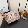 Cosmetic Bags Quilted Bag Floral Print Cotton With Zipper Closure Pocket Lightweight Travel Makeup Pouch For Commute