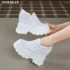 Casual Shoes Fashion Platform Hidden Wedges Woman White Mesh Breattable Chunky Sneakers Kvinnor Höjd Ökande sneaker