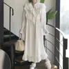 Casual Dresses Korean Chic Elegant Heavy Industry Lace Doll Neck Dress with Ruffle Edge Patchwork blossade ärmar Löst montering