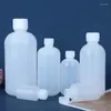 Lagringsflaskor 200-1000 ml Plastiska vattenflaska med skala Semi Transparent provtagning PE Graderad liten mun flytande lösningsmedel förpackning