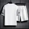 2024 Sommer Herren Sets koreanische Mode T -Shirtshorts Outfit Set Men Trend Clothing Zwei -Stück -Tracksuit Jogger 240411