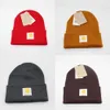 Hiver Men Boneie Banes chaudes et européens américains à double couche pliés en tricot femme laine chapeau