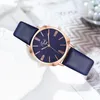 Montre-bracelets Trendy Dames Wristwatch Quartz Watch Elegant Rhinestone Women's with Faux Leather Strap Movement For Casual