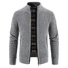 Pulls masculins pull en tricot cardigan mâle cardigan vêtements beige colllared zip-up style coréen 2024 tricots tendance