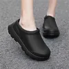 Pantoufles slip-ons baignade maison femmes chaussures bottes modèles sandales élégantes 2024 baskets sportives à faible coût offrent particulièrement