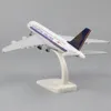 Aircraft Metal Airline Model 20cm 1 400 Singapore Airlines A380 Metal Replica Material Material Aviation Simulation Toys Boy Gift 240417