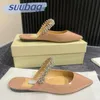 Hausschuhe Frauen kostenloser Versand mit Schuhkarton Sommer Neue pointe Patentlederlinie mit Strasshochschalen Sandalen flach große Baotou -Sandalen