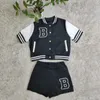 Kvinnors tvådelar Pants Designer Brand 6097 Summer New Style Temperament Kort ärm Shorts Baseball Suit Two-Piece Set Svmt