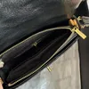 Designer kvinnors axelväska läder diamant guld hårdvara metall cc spänne lyx handväska justerbar axel rem crossbody väskor underarmsäck makeup väskor 21 cm