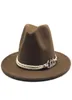 Breda brim hattar kvinnor män ull filt jazz fedora panama stil cowboy trilby party formell klänning hatt stor storlek gul vit 5860 cm a2542689