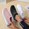 Lässige Schuhe Frauen Mesh Sneakers Komfort weicher Boden atmungsaktivem flacher rutschfestem Strass-Strassum vielseitig 2024