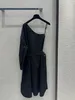 Milan Runway Dress 2024 New Spring Summer One-Shoulder Fashion Designer Dresses Brand Same Style Dress 0417-3
