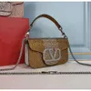 Vlogoo Designer Bag Woman Valelentinos Nowe torby Przenośna Mała kwadratowa kryształowa torebka mosiężna magnetyczna klamra Bluśnka luksusowy komunikator jedno na ramię