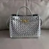 Grote dames eniamo TOTE TOESE SCHOUW LADY TAG Bveneta Style Classic Bags Bottegaas One 2024 Nieuwe metalen touw draagbare gesp geweveld totes lederen Q5vy