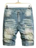 Mens Graffiti Ripped Summer Fashion Short Jeans Casual Slim Big Hole Retro Style Denim Shorts Mane Brand Clothes 240417