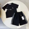 Girl Boy T Shirt Kid Tracksuit Baby zweiteilige Kinder -Designer -Kleidung 100% Baumwolle Mittwoch Sommer bequemer atmungsaktives Kind Kurzärmeled Tops Marke Brief