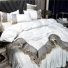 Prenses tarzı büyük dantel yan yatak üzerinde dört parçalı yıkanmış buz ipek yatak etek beyaz yatak örtüsü 240403