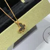 Collier de créateur de marque Vancelfe Luxury Collier de créateur de marque V Gold Mini Butterfly Collier Advanced Precision Edition High Quality Jeweliry Gift