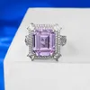 2024 handgefertigte Choucong Marke Eheringe Luxusschmuck Real 100% 925 Sterling Silber Emerald Cut Pink Moissanite Diamond Party Frauen Verlobungsband Ring Geschenk