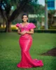 Party Dresses Pink African Prom Sheer Neck 3D Pleated Shoulder Pärlor Lace Fuchsia Evening Dress Aso Ebi Wedding Guest Gown