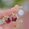 Kolczyki stadnorskie francuskie aksamitne łuk dla kobiet niszowy design temperament perłowy kolczyk proste i romantyczne dziewczęta prezent na imprezę słodki